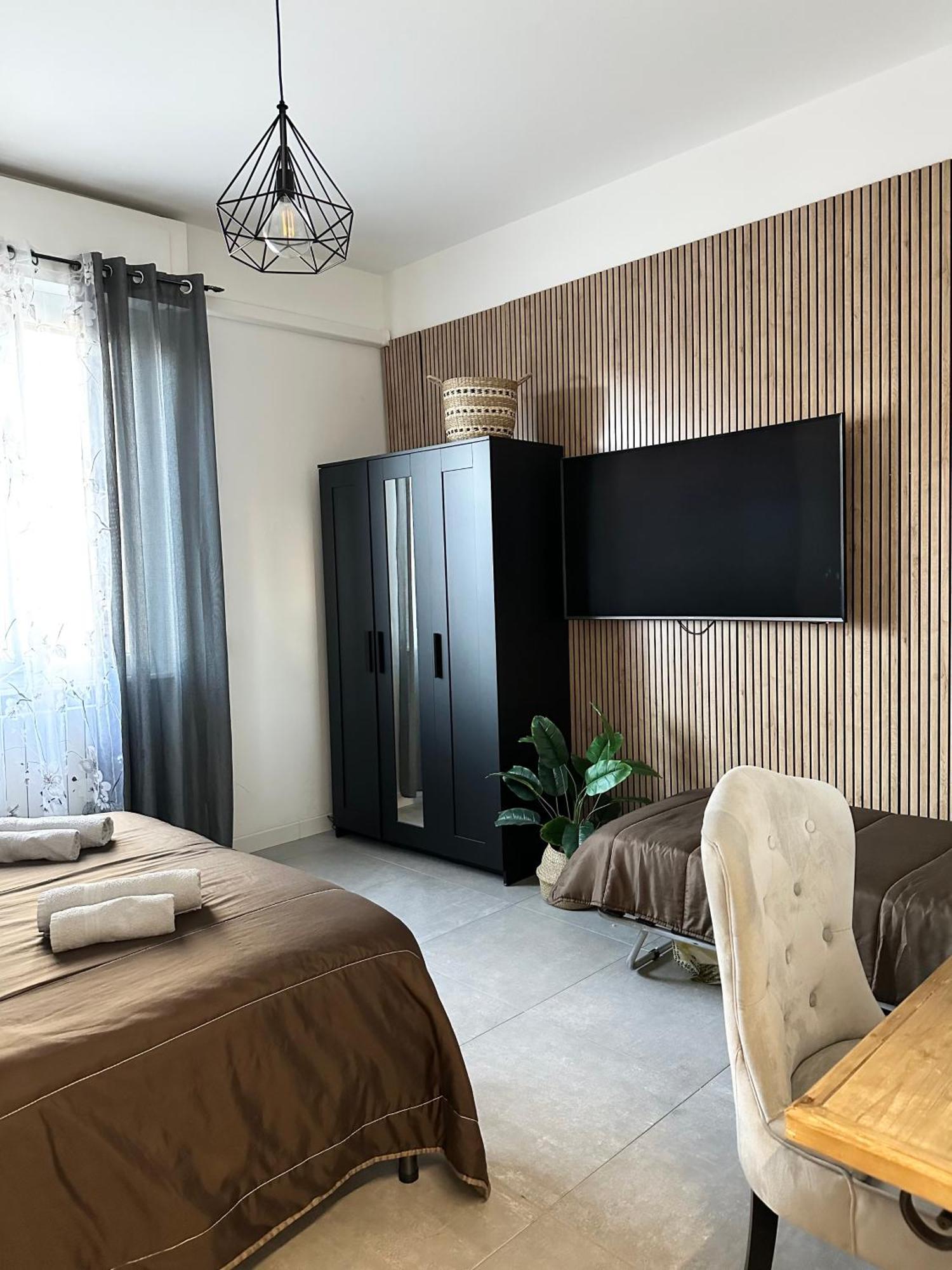 Appartamento Dolce Vita - Free Parking Como Exterior foto